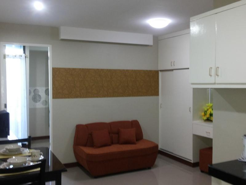 Big M Condotel Las Piñas Εξωτερικό φωτογραφία